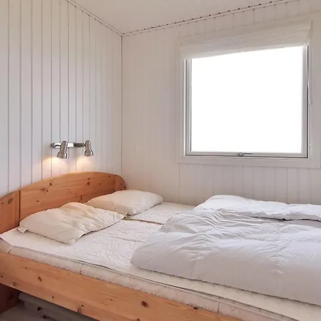 Bertold - 20m From The Sea By Interhome Дом отдыха