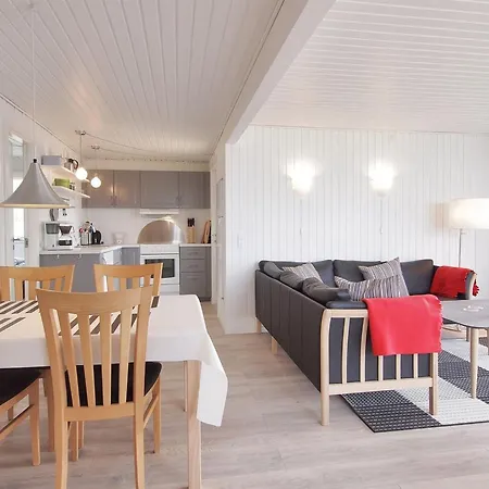 Bertold - 20m From The Sea By Interhome Feriehus Assens
